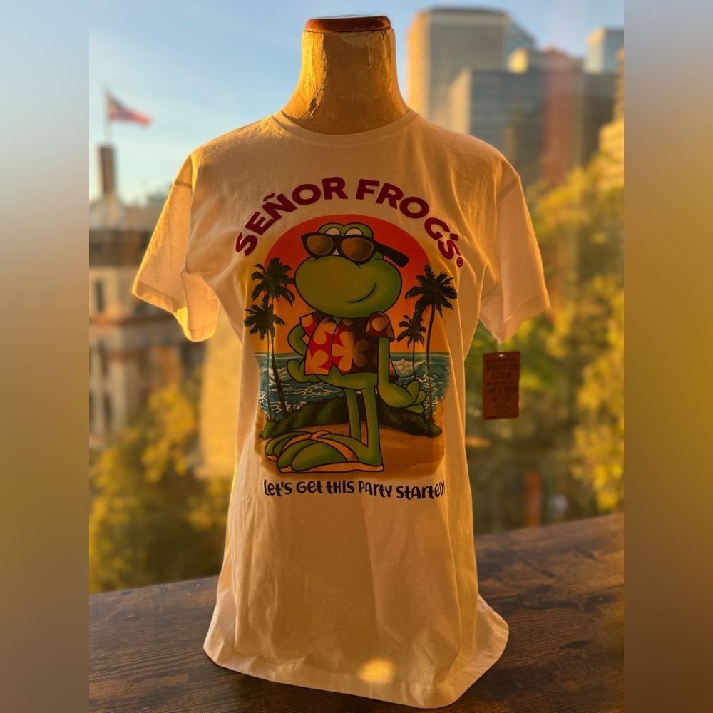 Señor Frogs Graphic Tee – Let’s Get This Party Started!